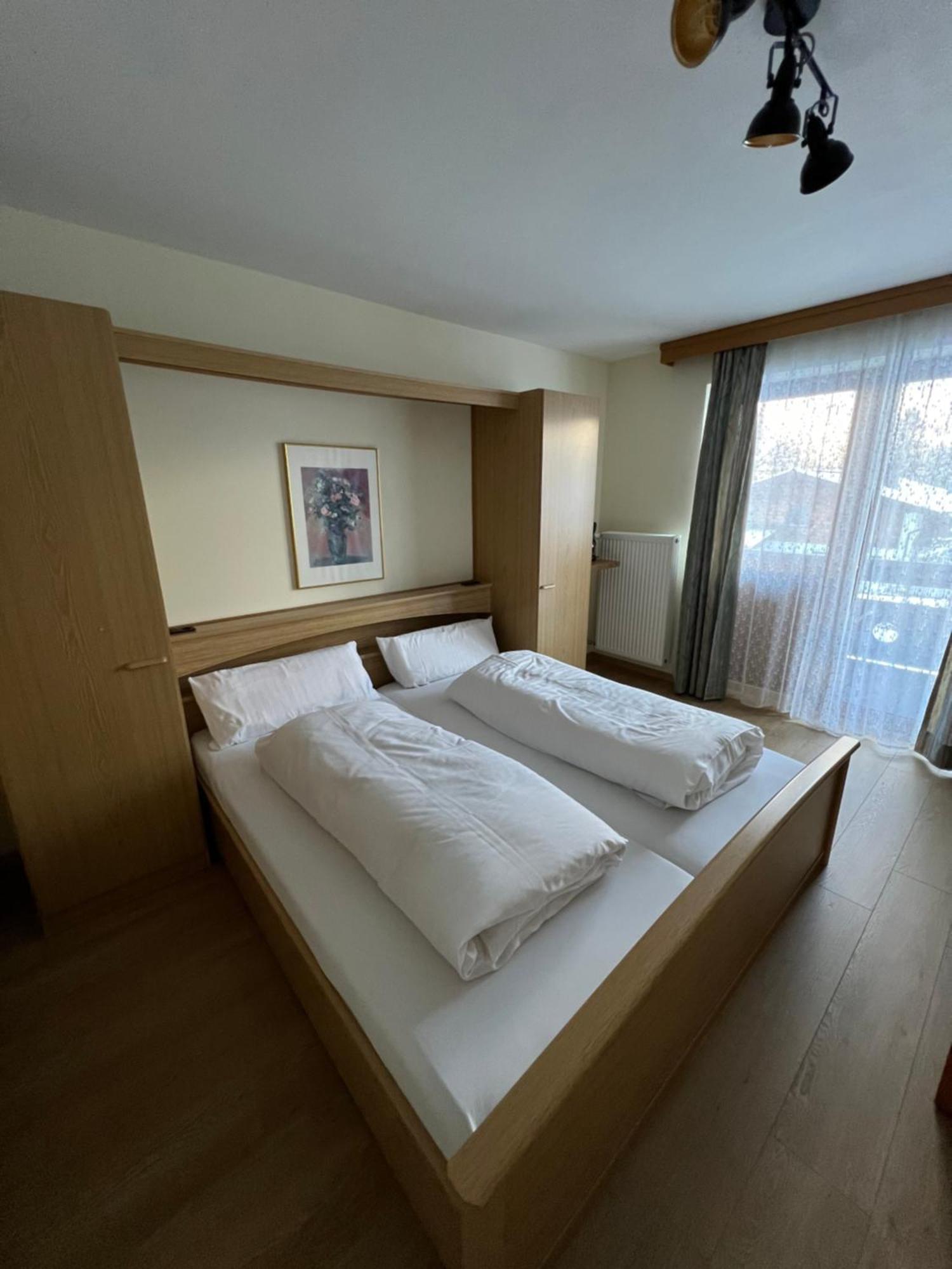 Aparthotel Hochfeld เชอเนา อัม เคอนิกเซ ภายนอก รูปภาพ
