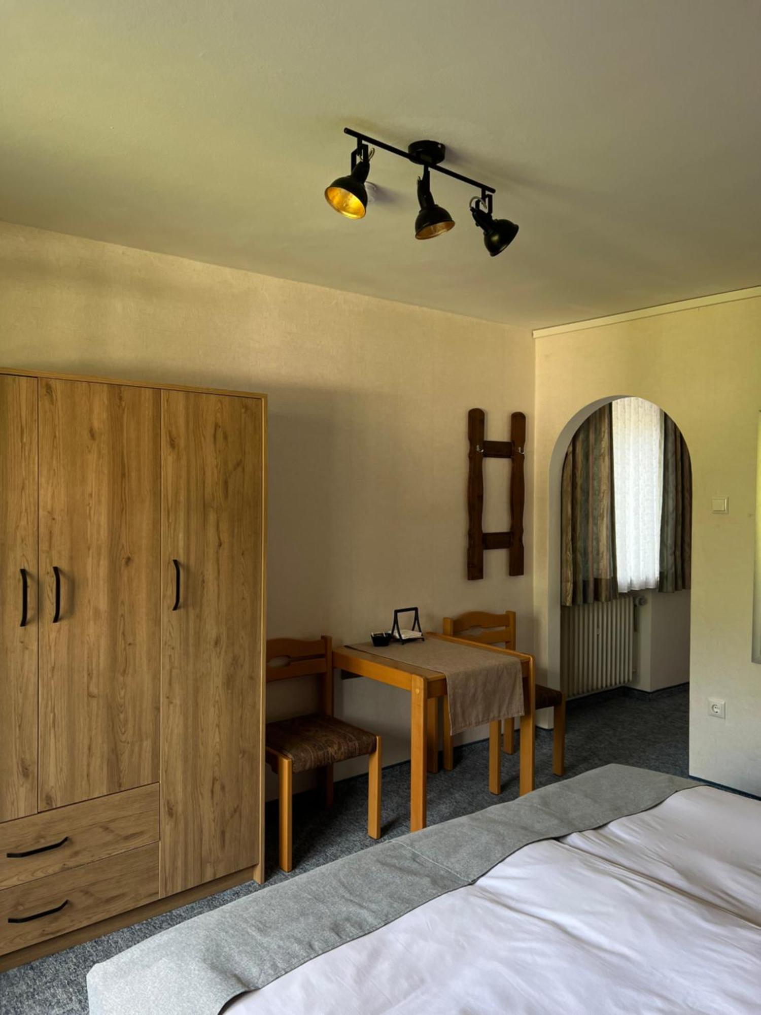 Aparthotel Hochfeld เชอเนา อัม เคอนิกเซ ห้อง รูปภาพ
